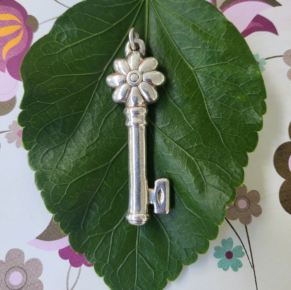 Sterling Daisy Key Pendant